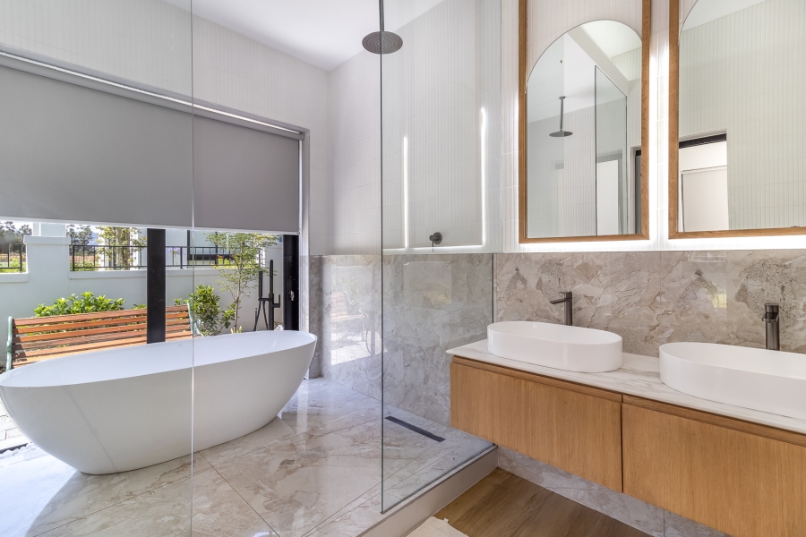 4 Bedroom Property for Sale in Pearl Valley at Val de Vie Western Cape